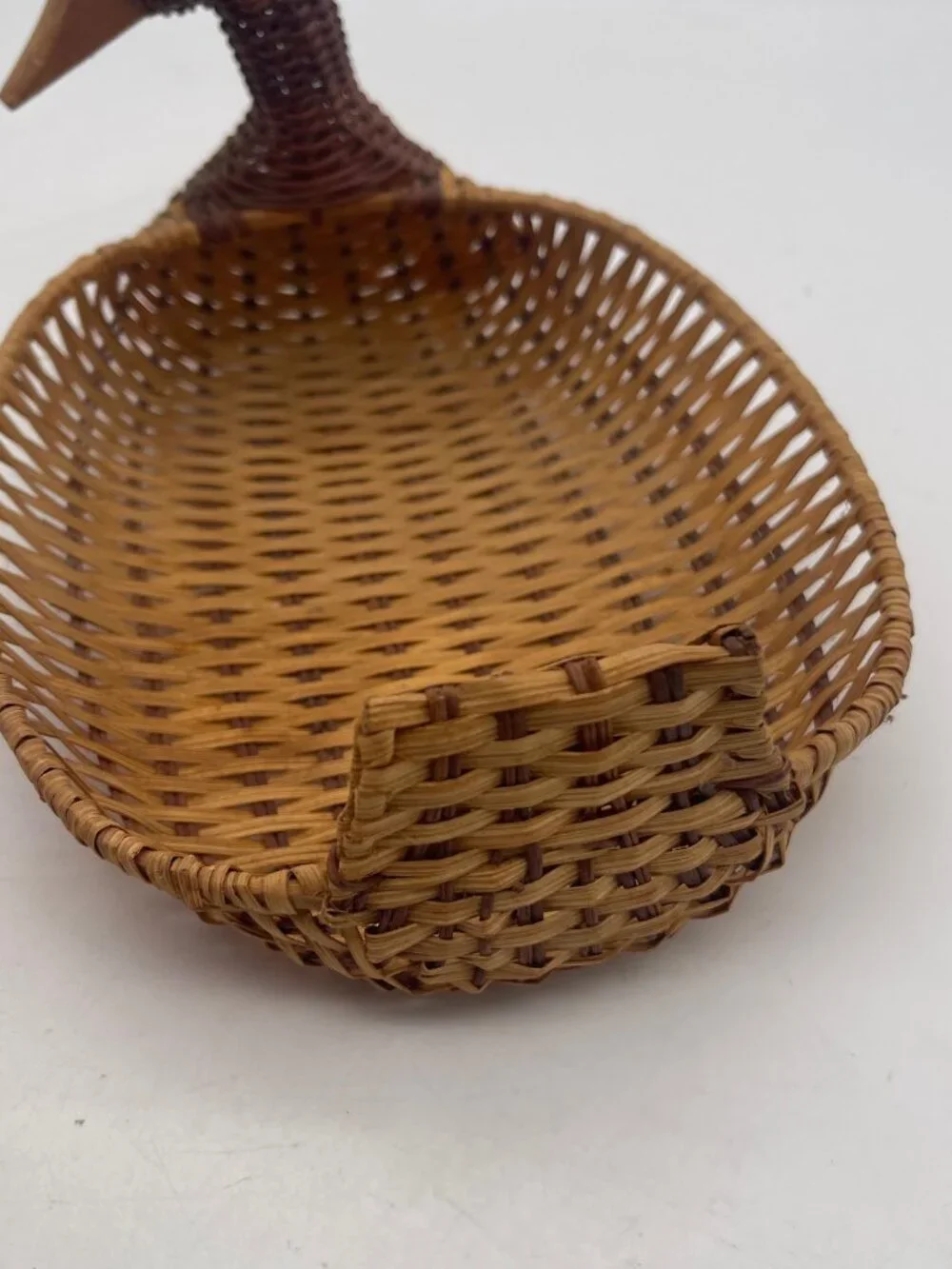 Vintage Brown Wicker Duck-Shaped Oval Decorative Basket 10